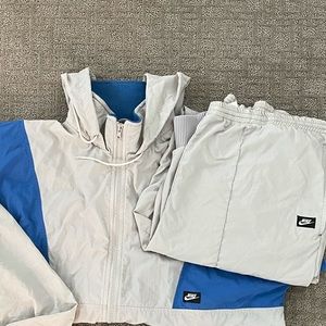 VINTAGE NIKE WINDBREAKER SET